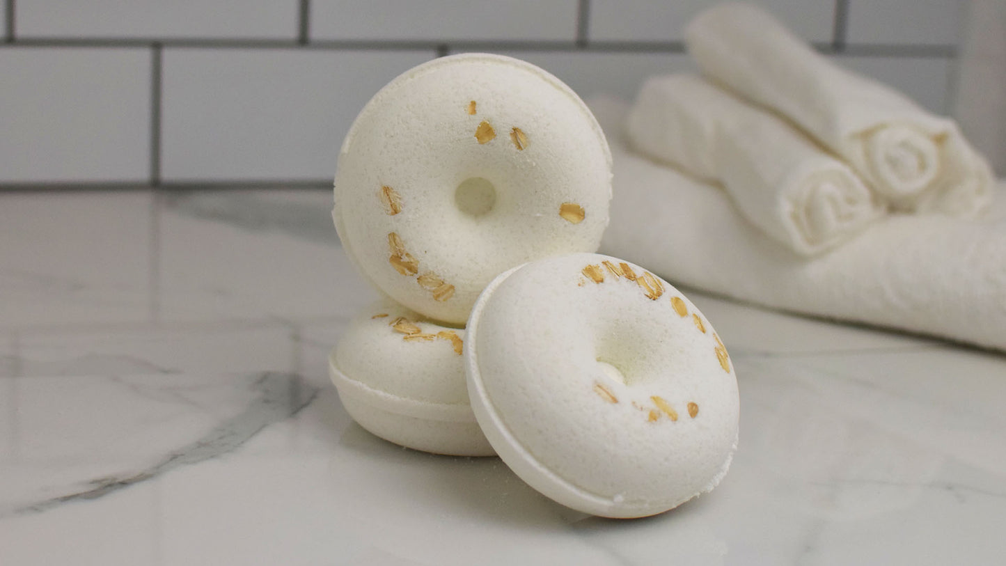 Oat, Milk and Honey Bath Bomb