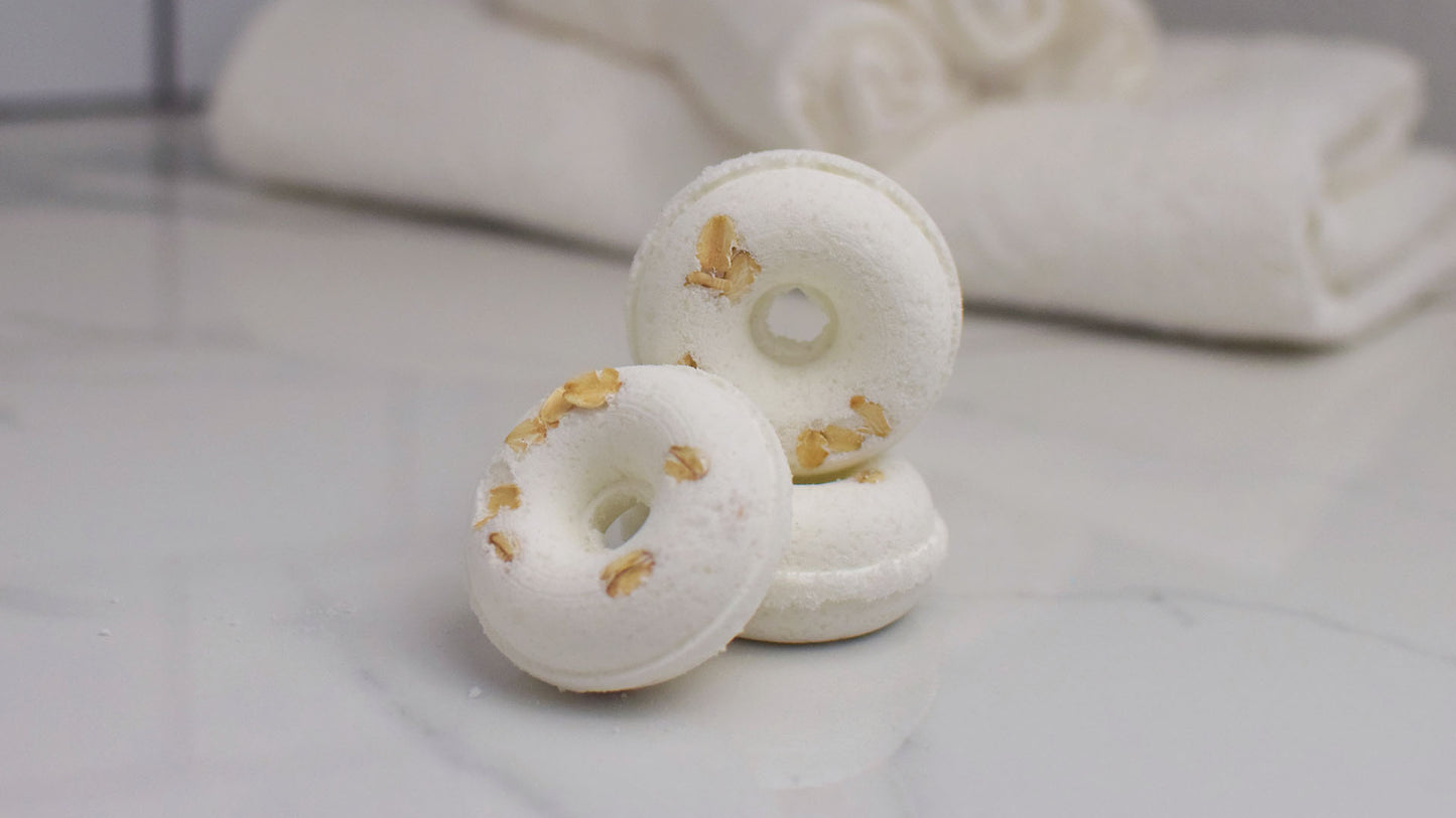 Oat, Milk and Honey Bath Bomb